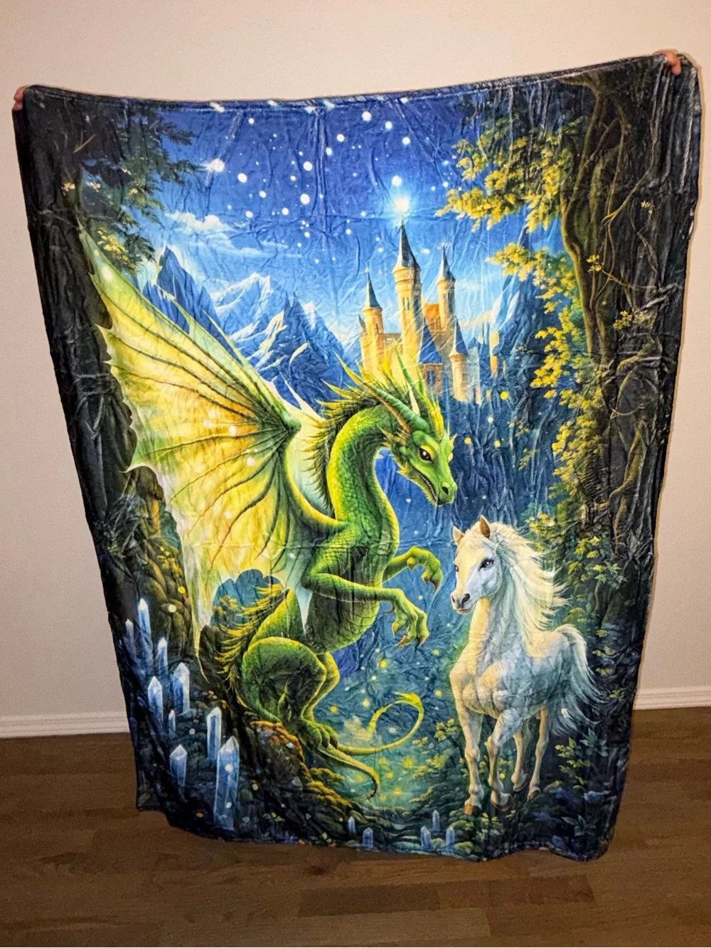 NWT Velveteen Dragon Unicorn Throw Blanket 50x60 Fantasy Castle White Back